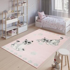 Ružový koberec s mačičkami