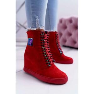 Červené semišové Sneakersy s dúhovými retiazkami pre dámy