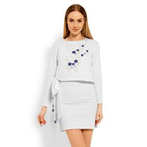 Biele šaty s vyšívanými kvetmi a mašľou pre dámy