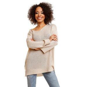 Dámsky širší sveter s rázporkami po bokoch v béžovej farbe