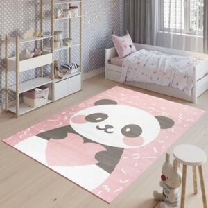 Ružový koberec s pandou