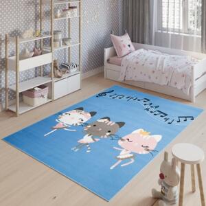 Detský koberec s mačičkami modrej farby